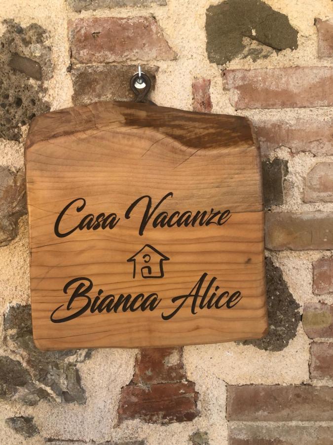 Casa Vacanze Bianca Alice Catabbio Екстериор снимка